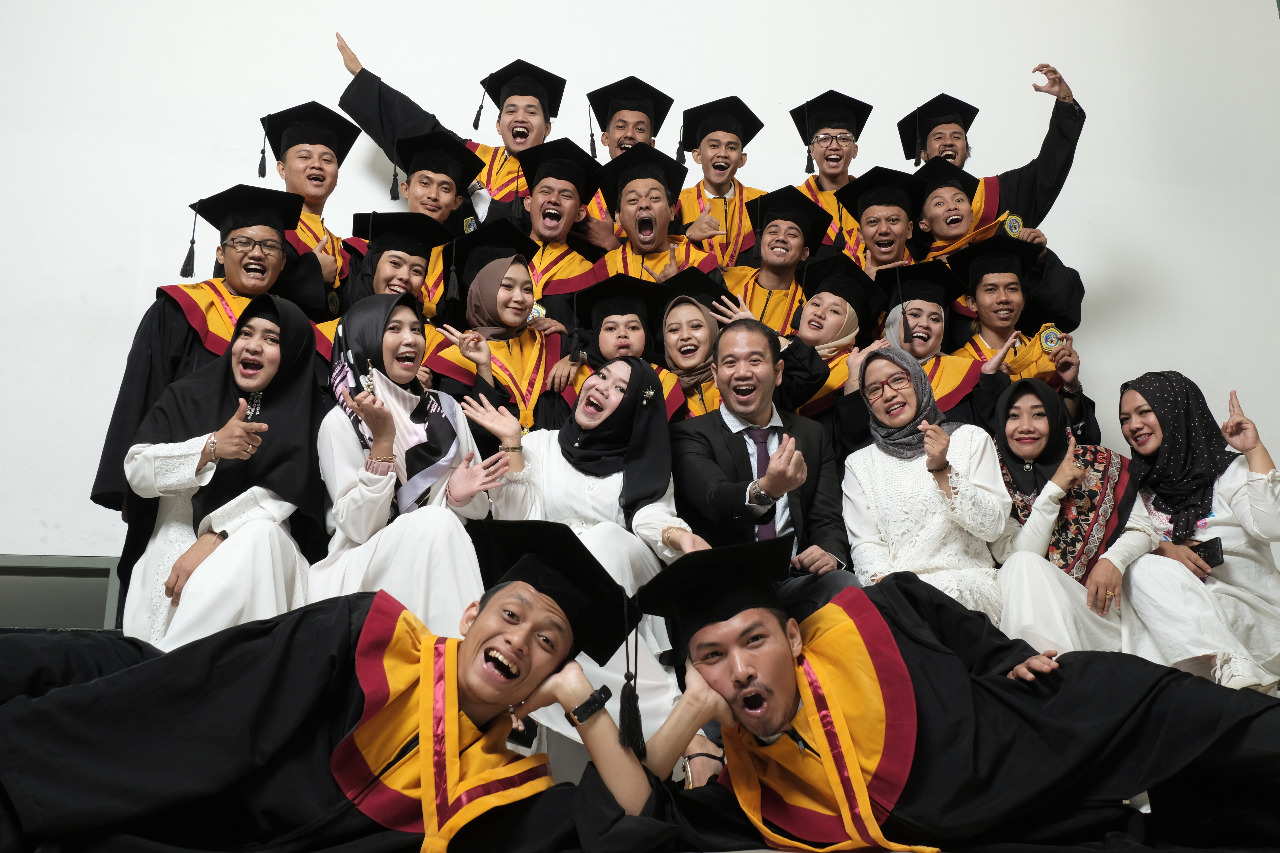 Padawan Graduation Graduation – Program Studi Ilmu Pemerintahan